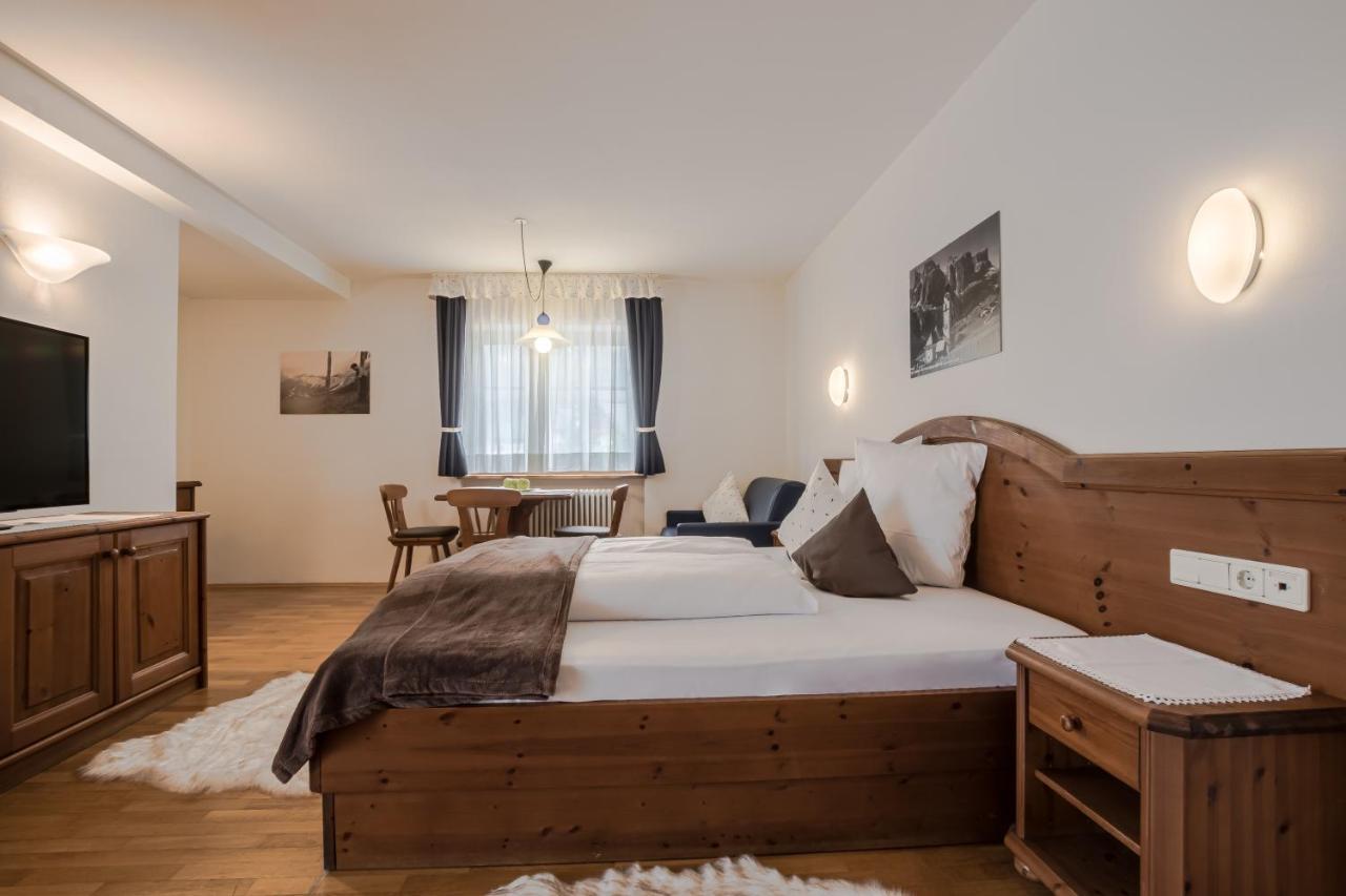 Crep Sella Hotell Colfosco Eksteriør bilde