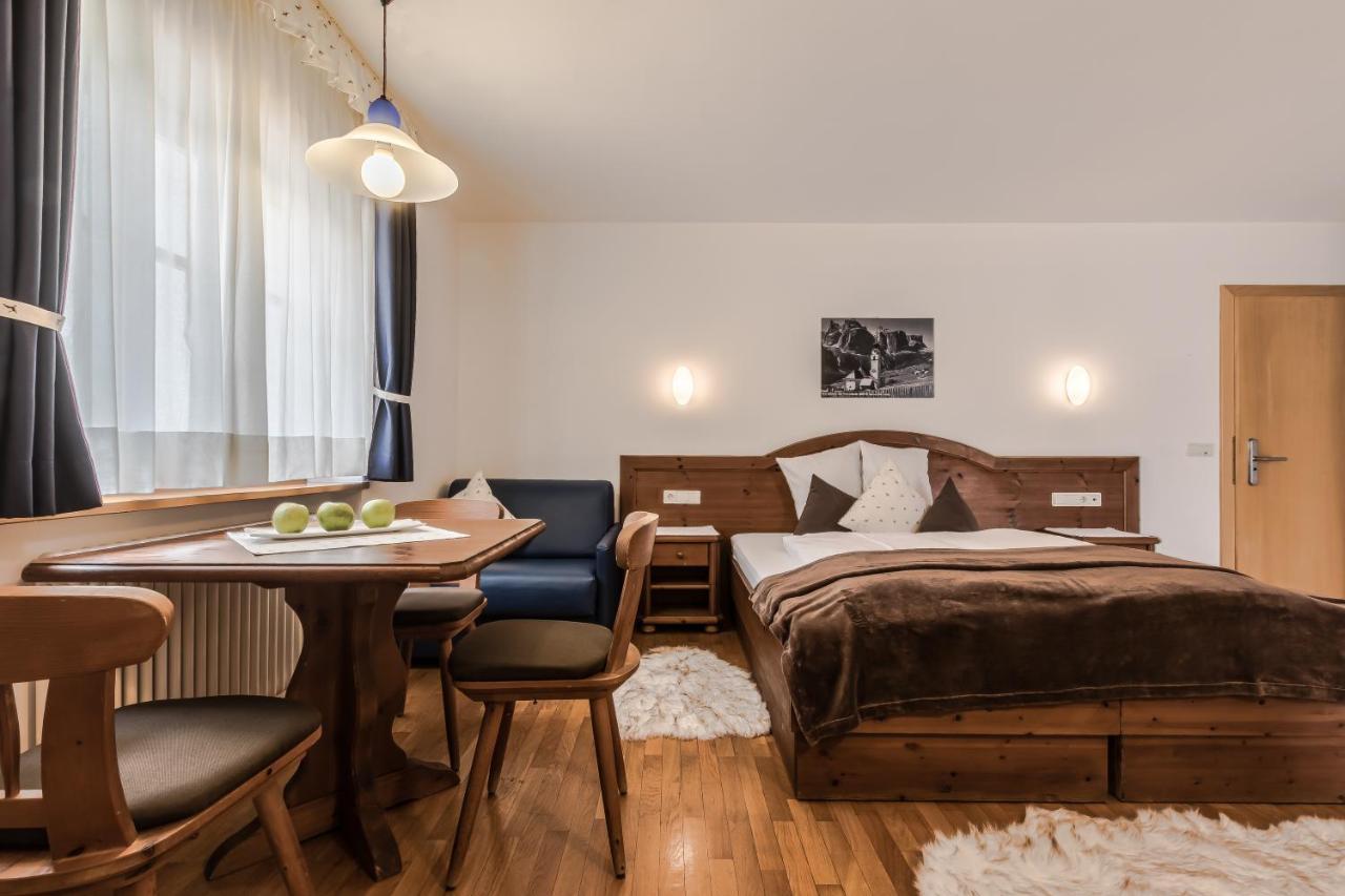 Crep Sella Hotell Colfosco Eksteriør bilde
